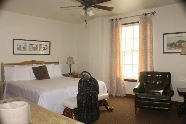 Boulder Dam Hotel image 18